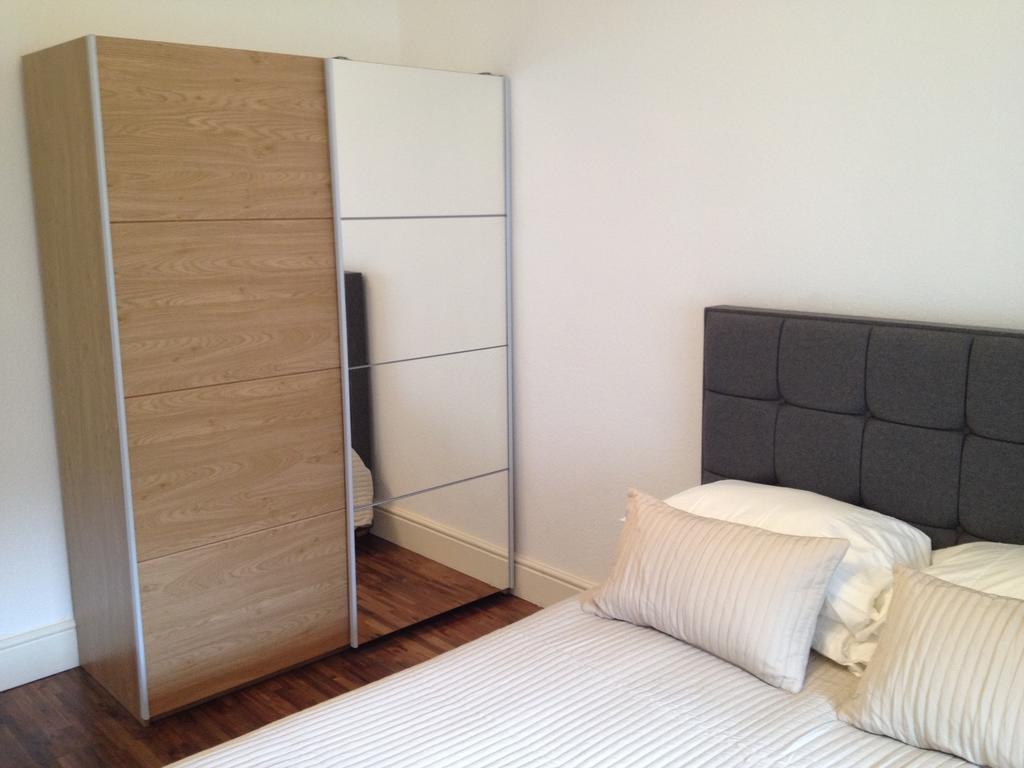 Caledonian Apartments Edinburg Rum bild